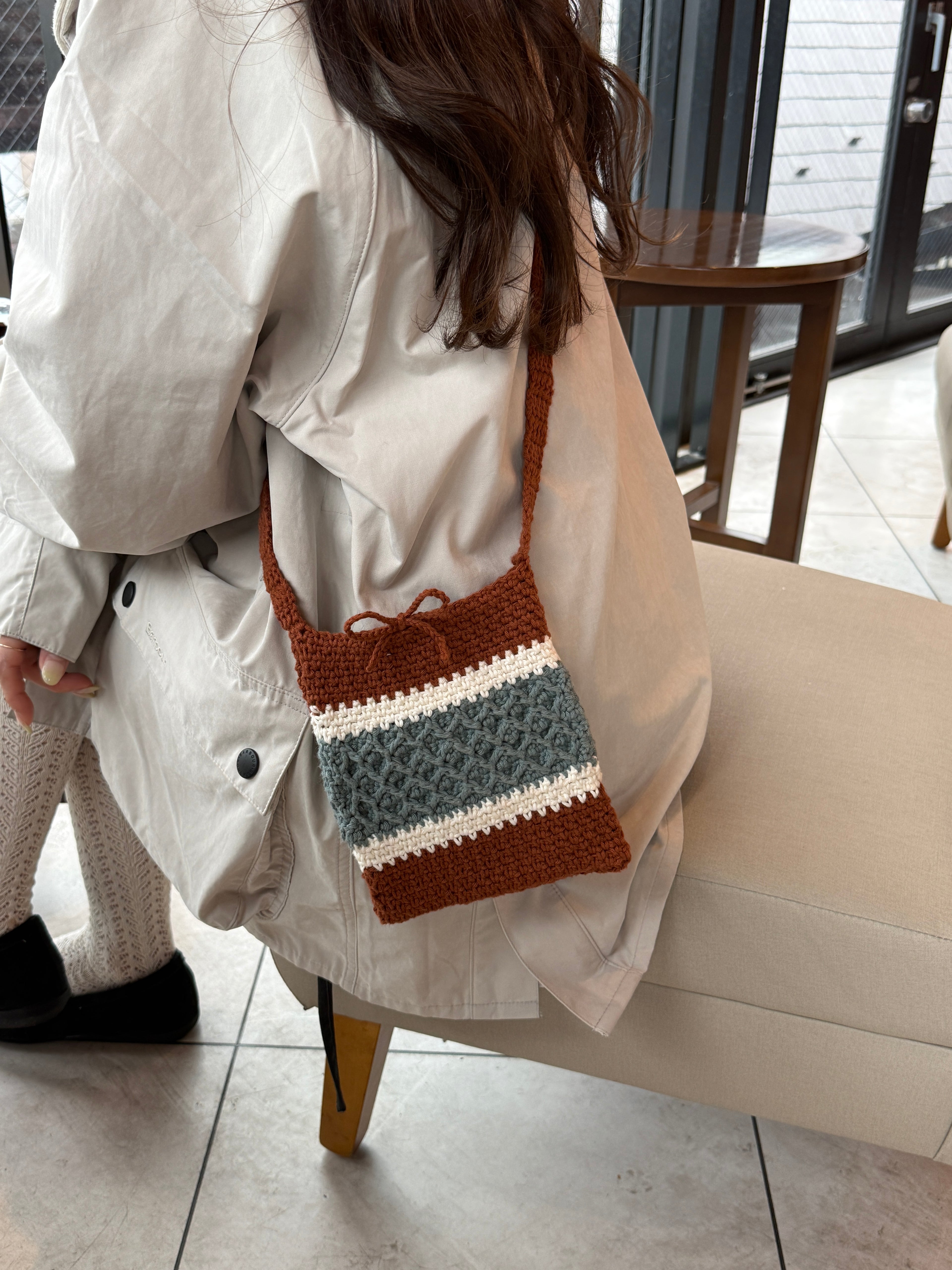 No.004 - Window Shoulder Bag
Crochet Pattern (PDF)