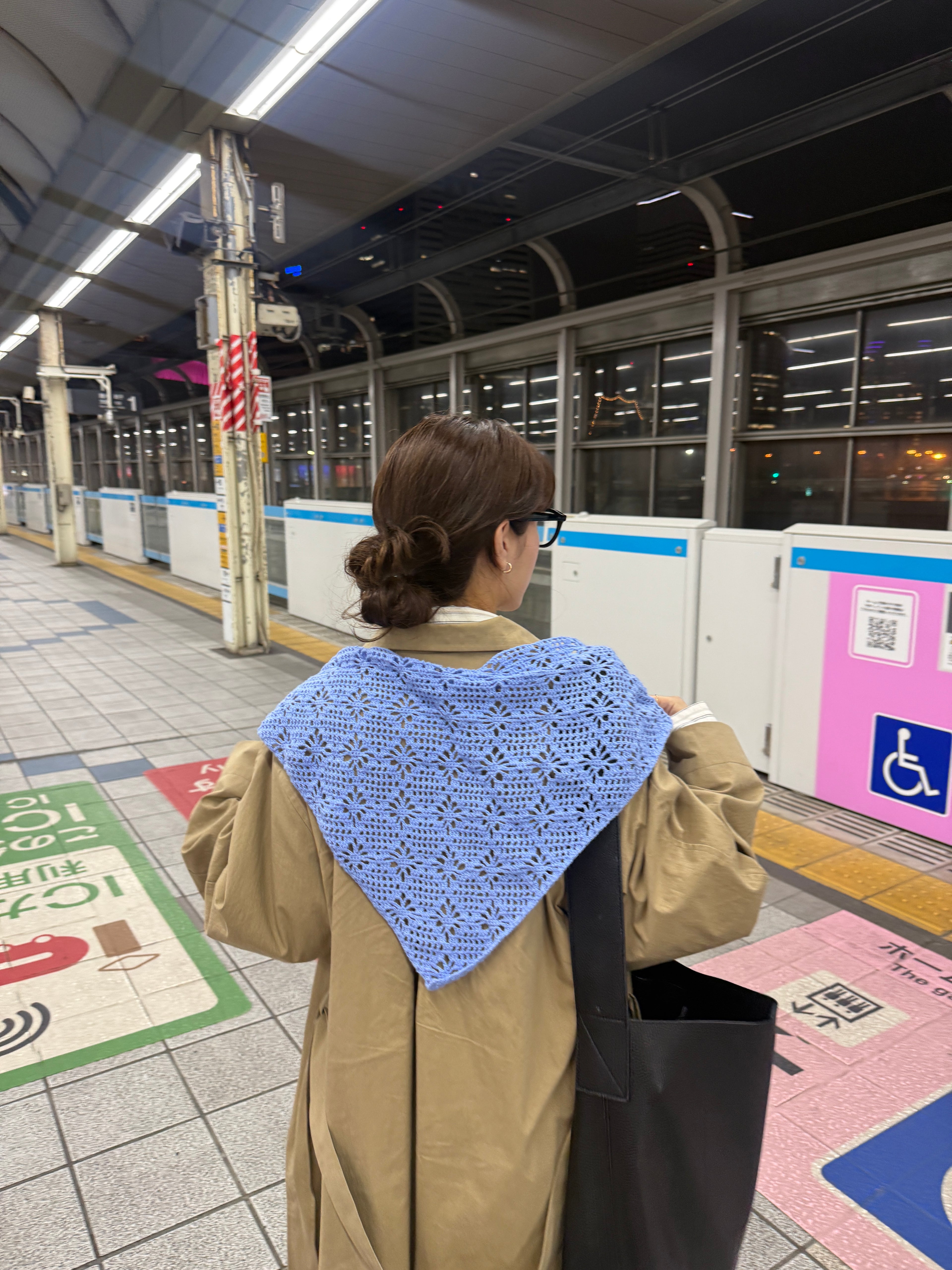 No.003 - Flower Lace Shawl
Crochet Pattern (PDF)