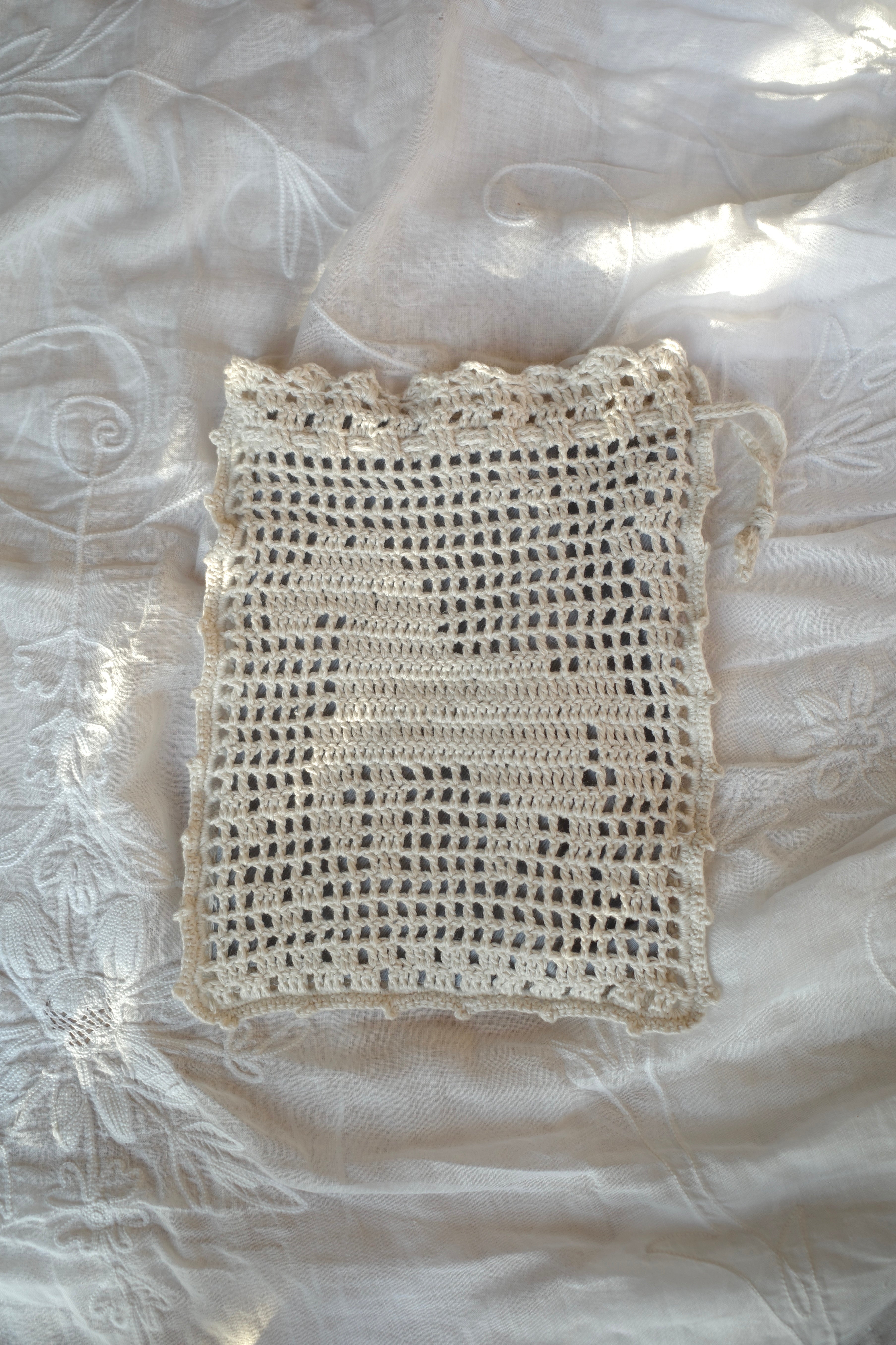No.002 - Horse Filet Bag
Crochet Pattern (PDF)