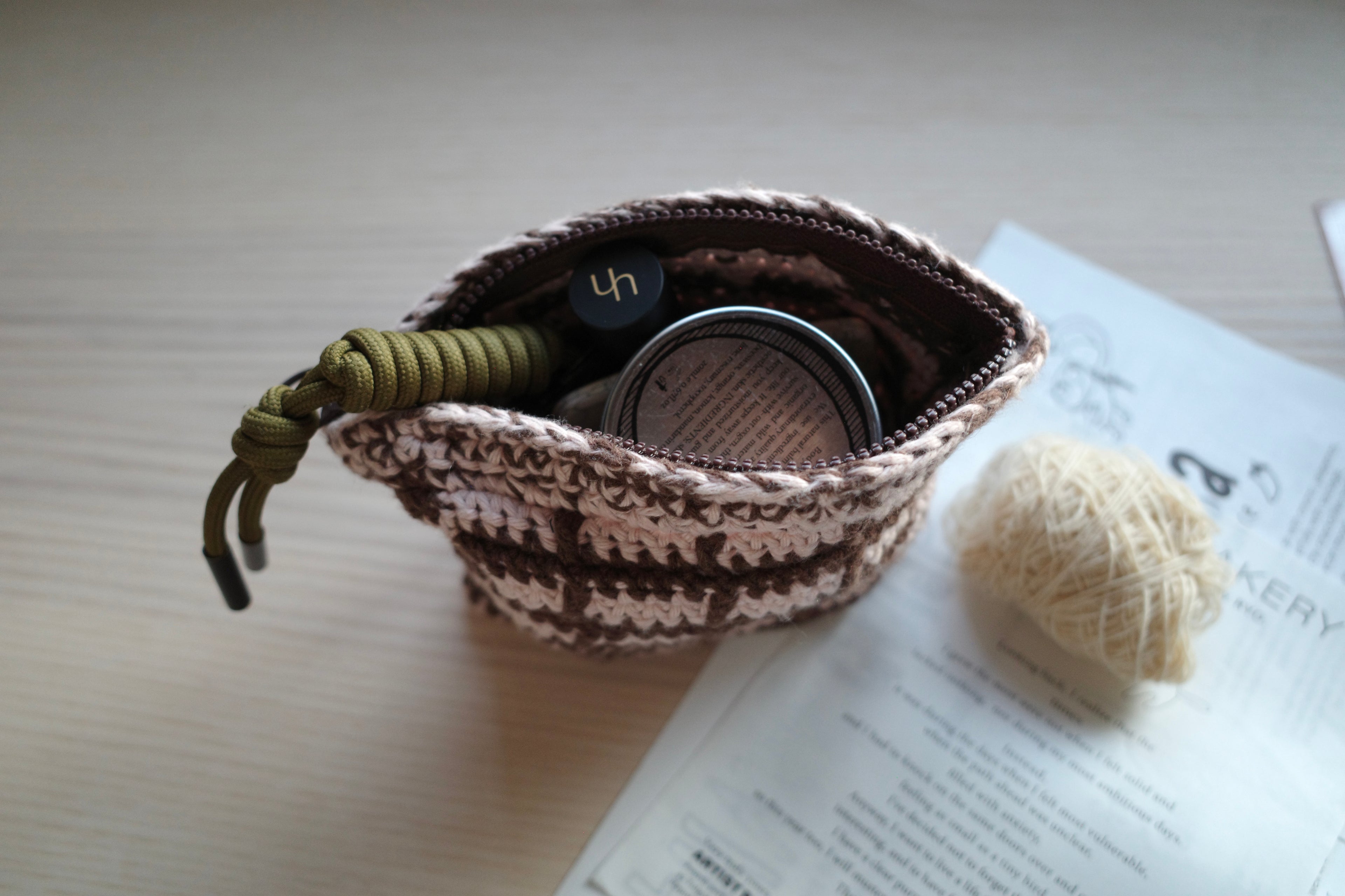 No.001 - Window Pouch
Crochet Pattern (PDF)