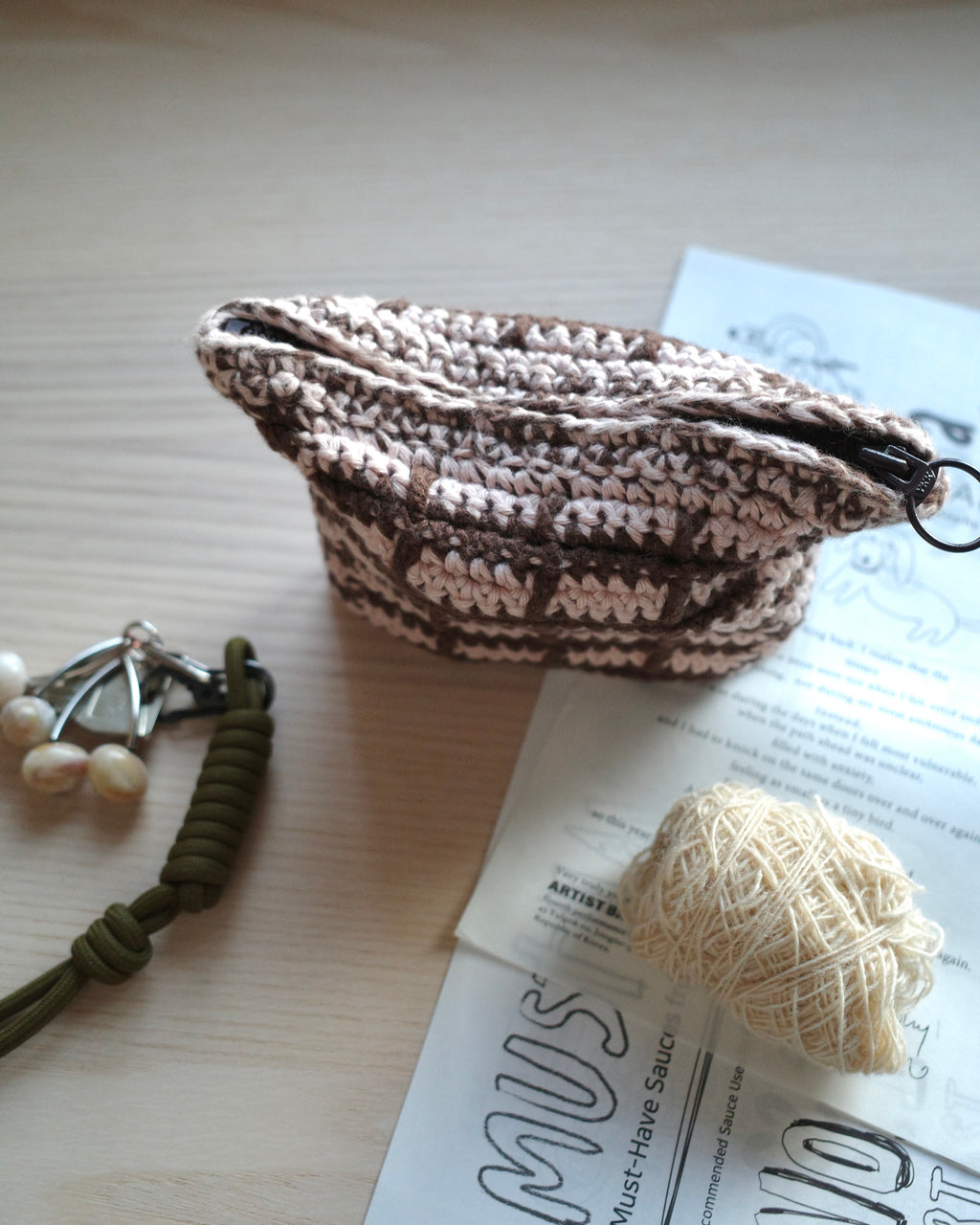 No.001 - Window Pouch
Crochet Pattern (PDF)